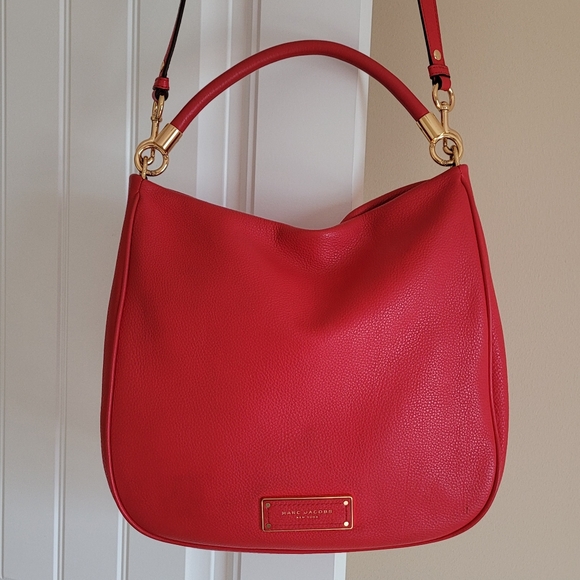 Marc Jacobs Handbags - 🌈Marc Jacobs Leather Hobo Purse🌈